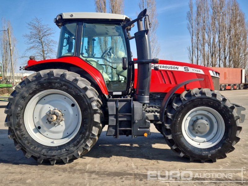 Massey Ferguson 7724S