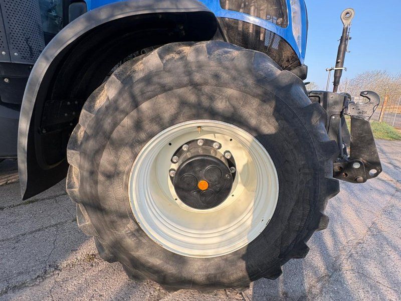 New Holland T8.435 AC