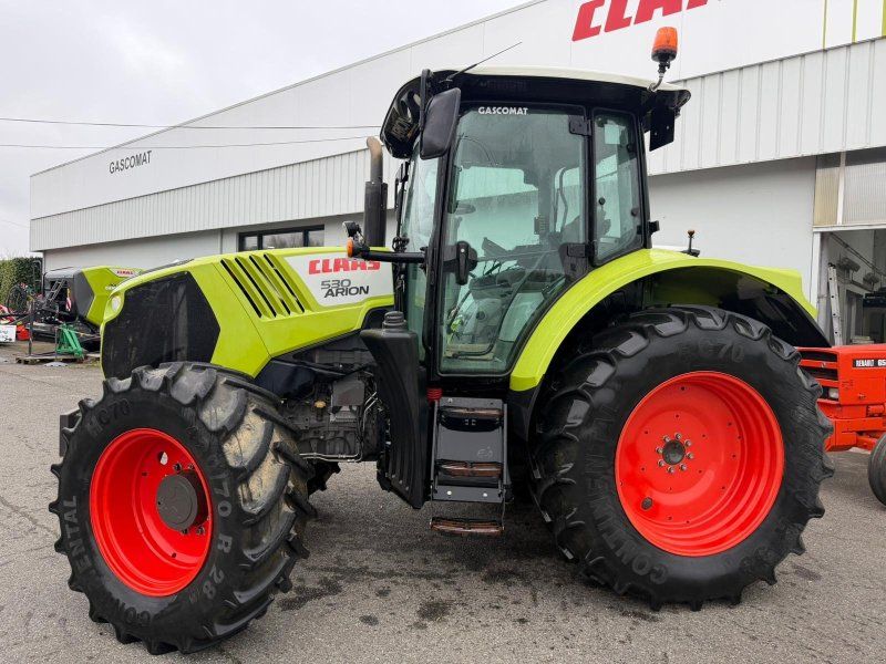 Claas ARION 530 T4I CIS