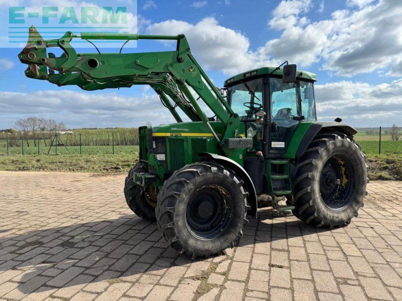 John Deere 7810