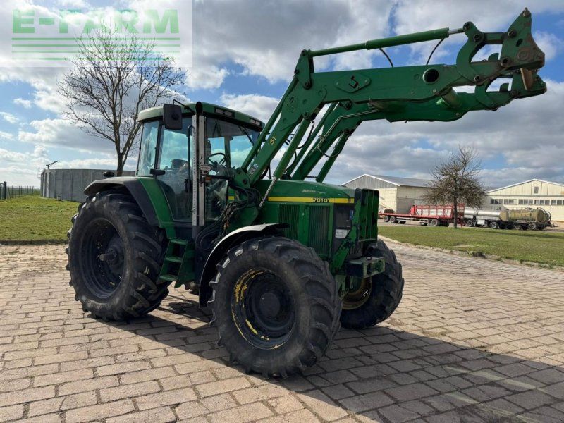 John Deere 7810