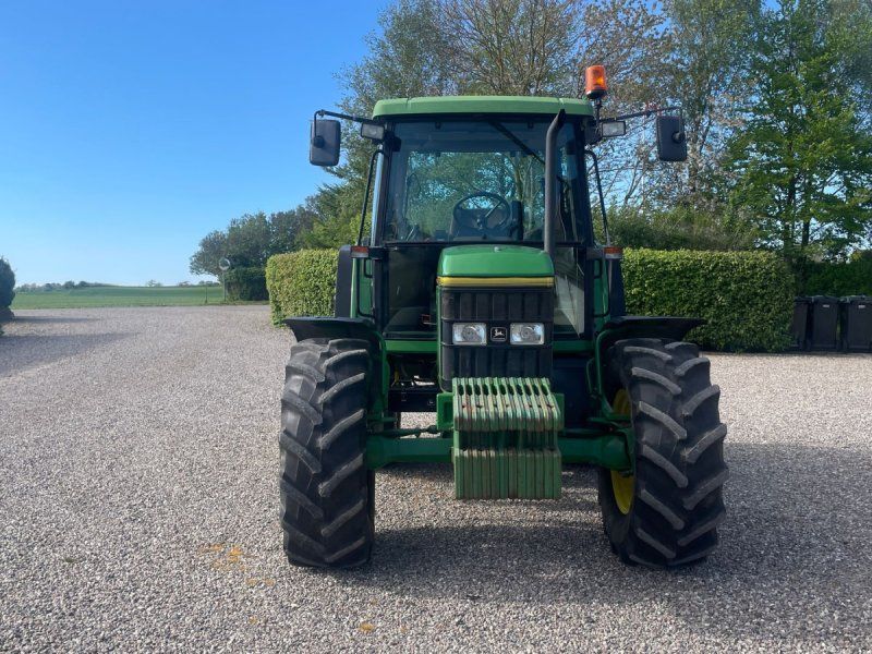 John Deere 6400 SE