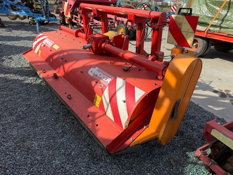 Dücker UM 30 FV 67