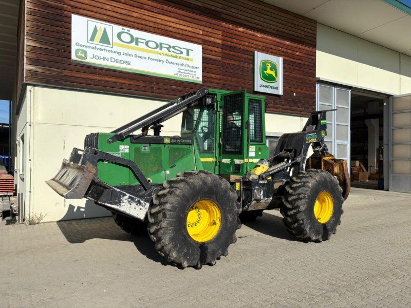 John Deere 548 GIII