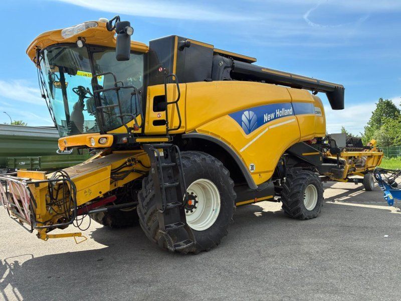 New Holland CX 8050
