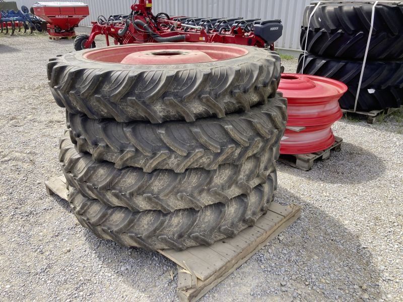 Taurus 270/95R42 U. 300/95R46