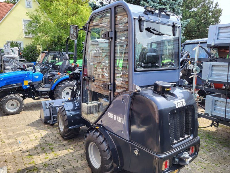 Toyo 826-III Kabine Euro-Aufnahme Sommeraktion + Schaufel + Pale