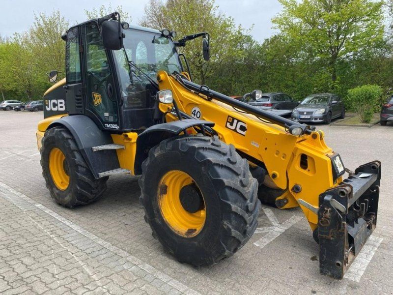 JCB TM 320S TELESKOPRADLADER