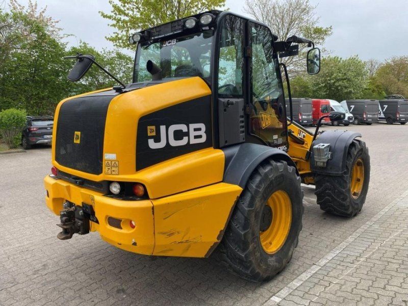 JCB TM 320S TELESKOPRADLADER