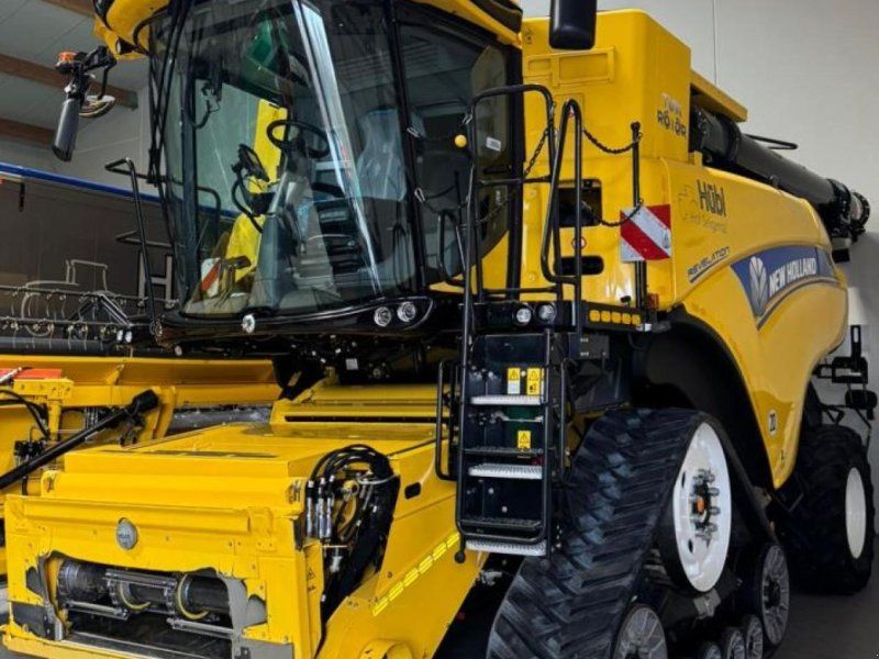 New Holland CR10.90