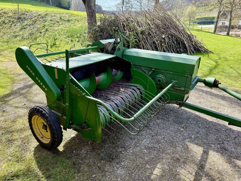 John Deere 214T