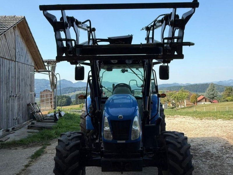 New Holland T5030