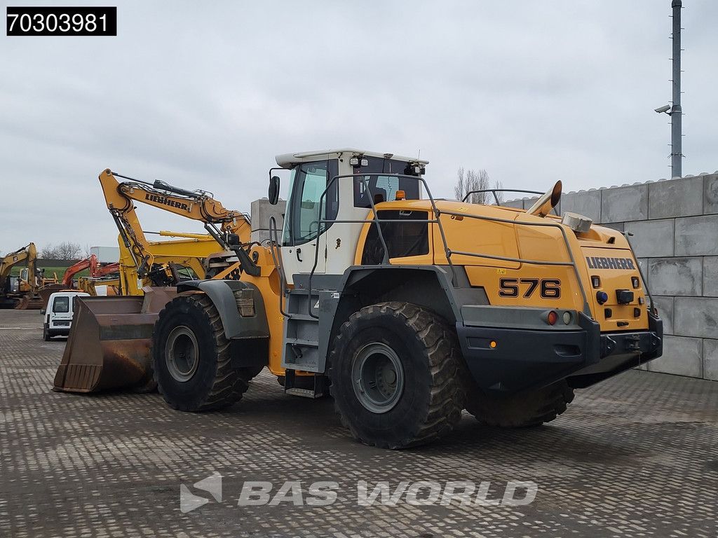 Liebherr L576