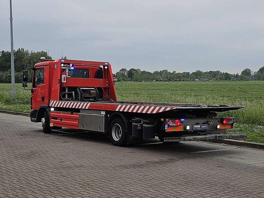 M.A.N. 12.220 TGL bottie platform+tow
