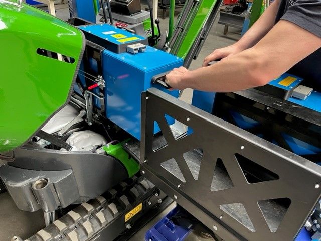 Elektrische minigraver te huur / huren / minigraver/ 1245 kg