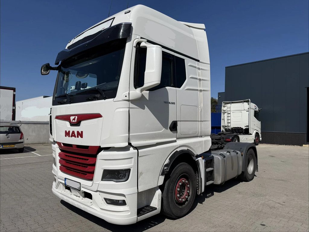MAN TGX 18.520 GX Retarder Standairco 2X Tank - More available