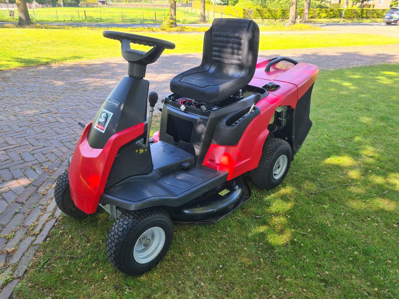 Stiga combi 1066 HQ zitmaaier hydrostaat met opvangbak.