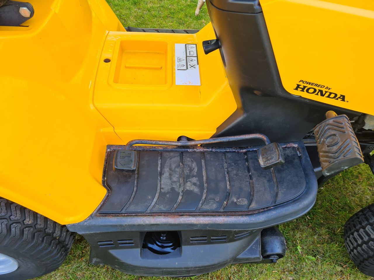 Stiga Estate Master HST zitmaaier met Honda motor hydrostaat.