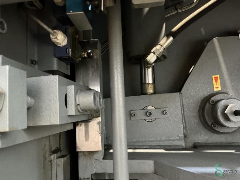 Blechscheren HACO HSL3006, 3000x6mm 2011