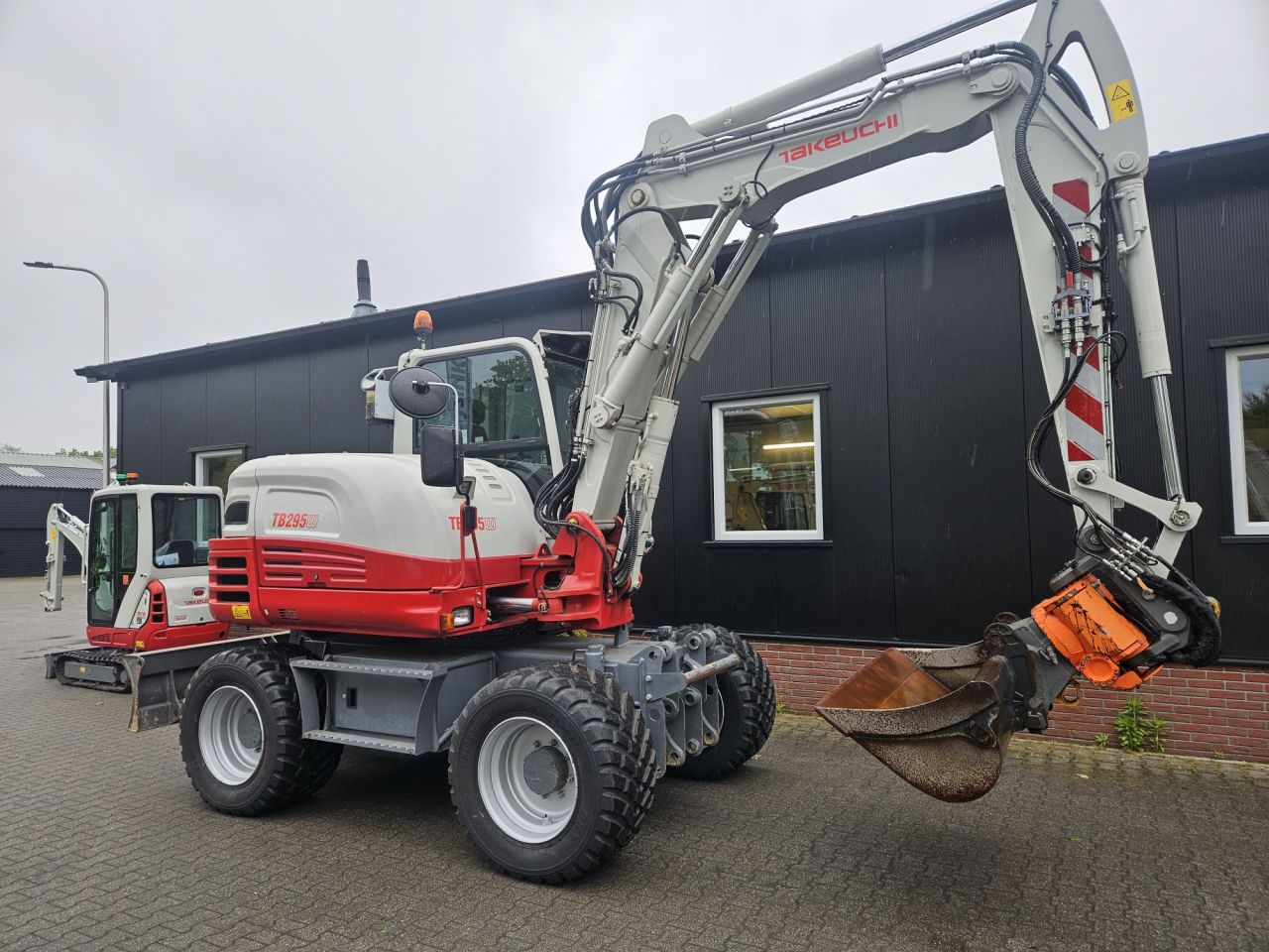 Takeuchi TB295W