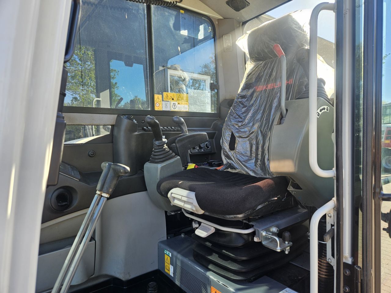 Takeuchi TB290-2 Stage V