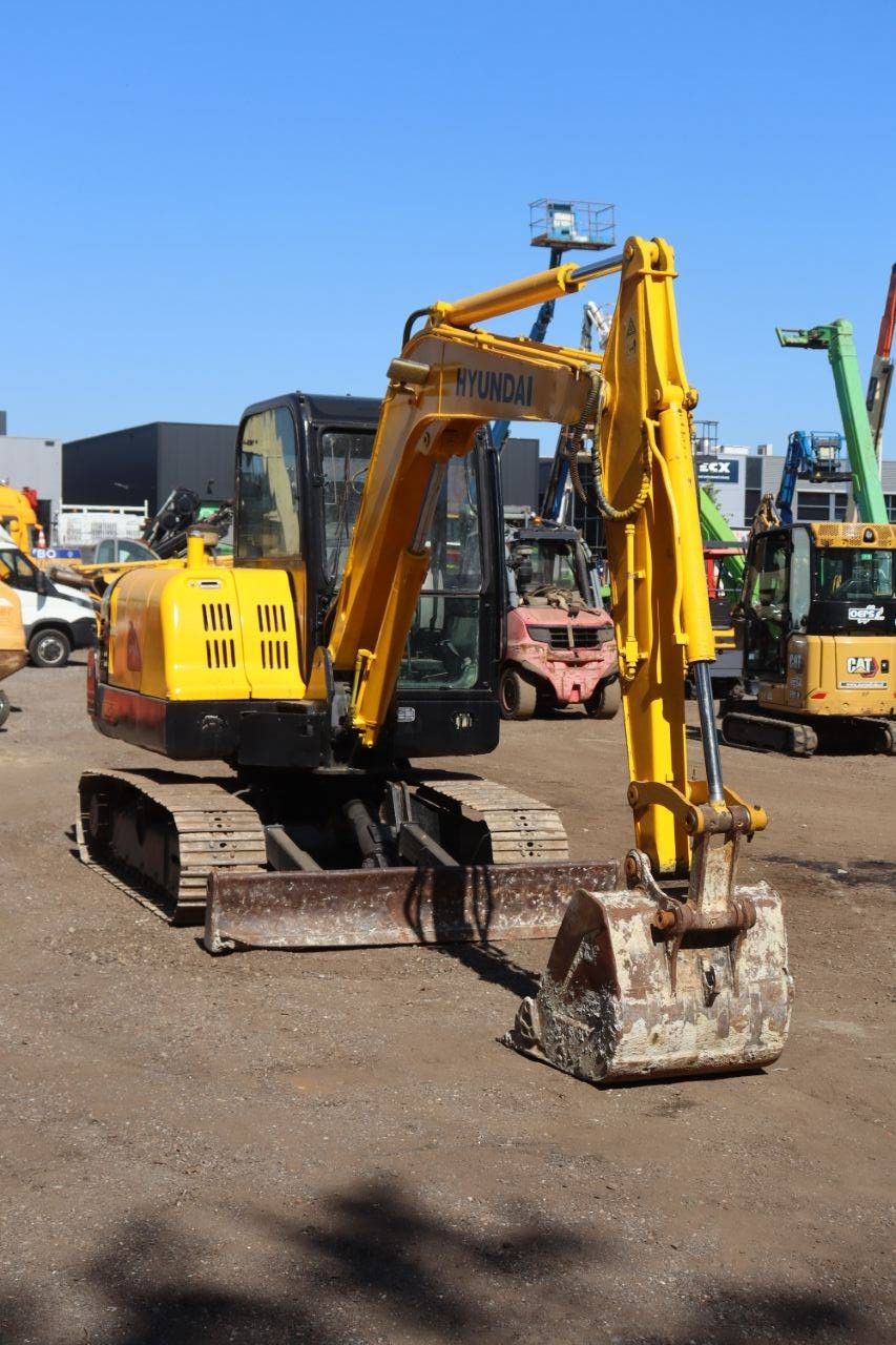 Hyundai R60-7 Diesel Crawler Excavator 2013