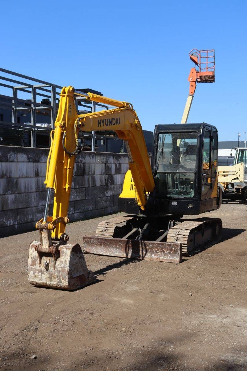 Hyundai R60-7 Diesel Crawler Excavator 2013