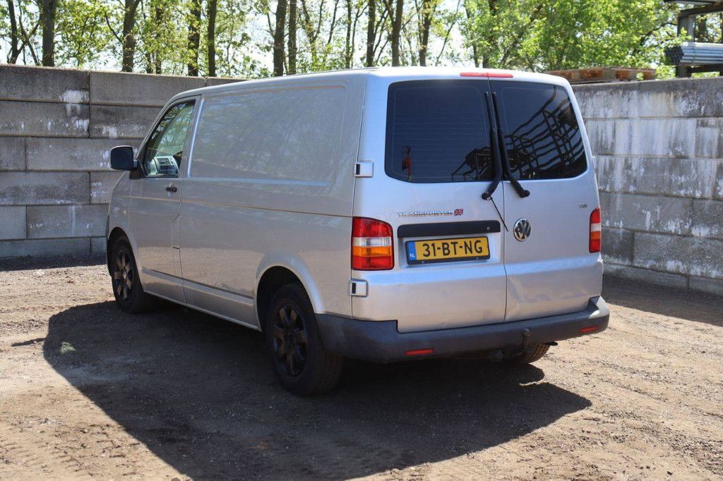 Volkswagen TRANSPORTER Diesel Van 131 hp 2005