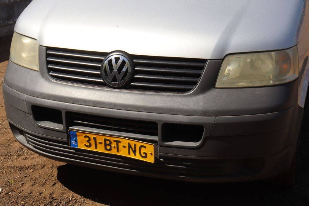 Volkswagen TRANSPORTER Diesel Van 131 hp 2005