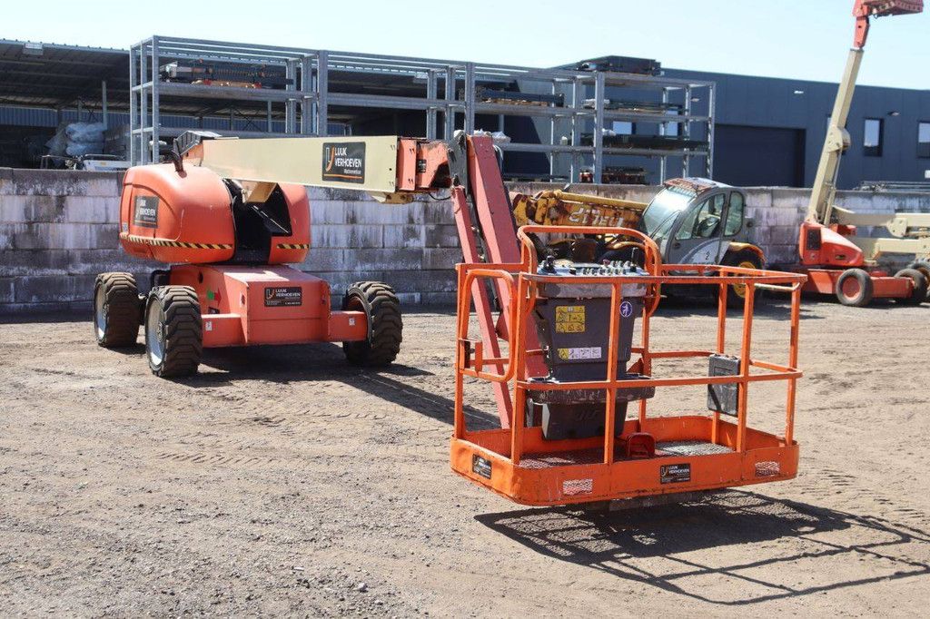 Telescopic boom lift JLG 660SJ Diesel 22m 2013