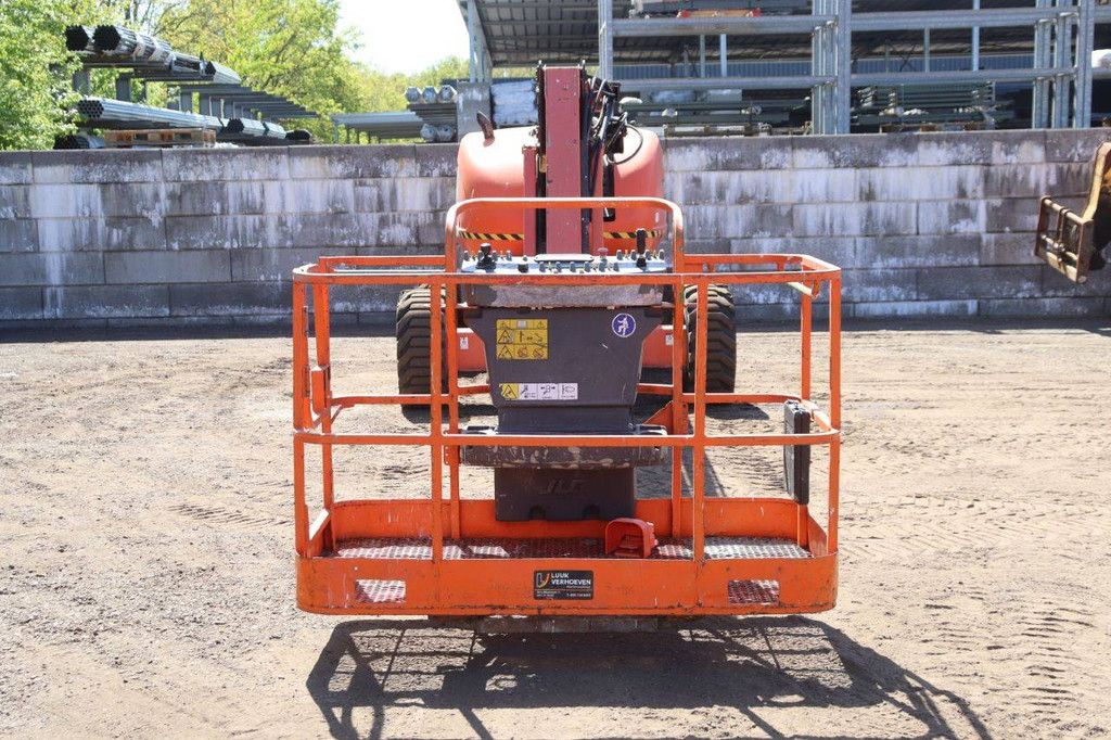 Telescopic boom lift JLG 660SJ Diesel 22m 2013