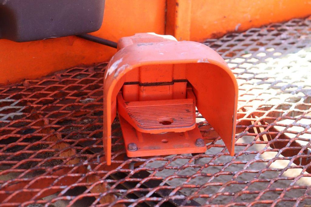 Telescopic boom lift JLG 660SJ Diesel 22m 2013