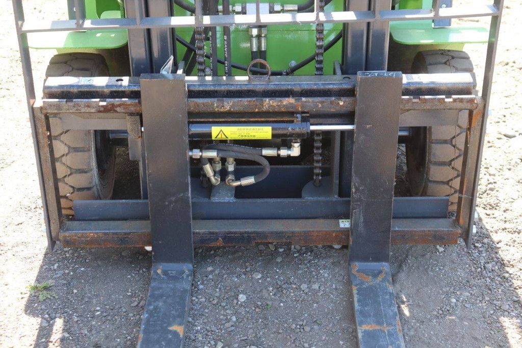 Stipp CPD15 Elektrogabelstapler 1500 kg 3,0 m Neu