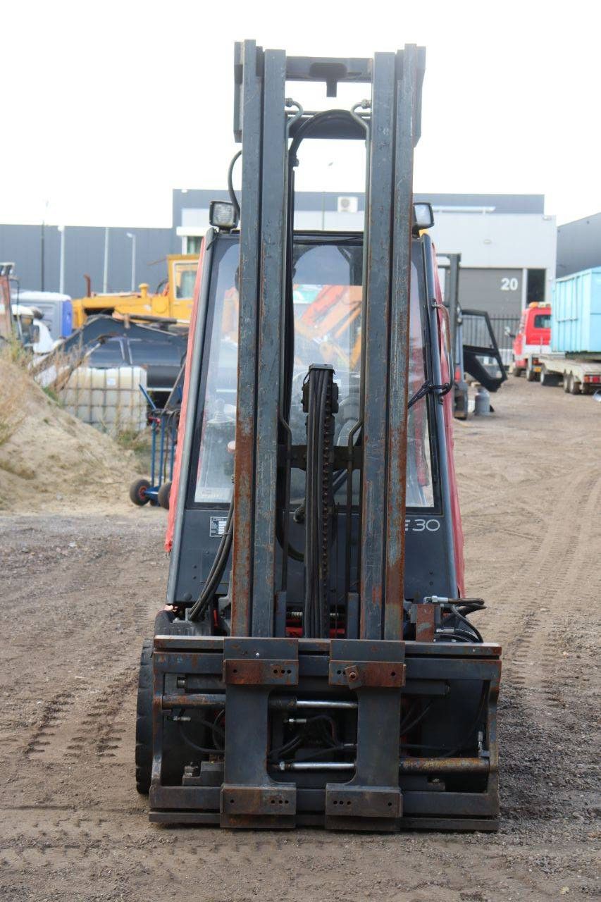 Linde E30-02 Elektrogabelstapler 3000 kg 3,79 m 2000