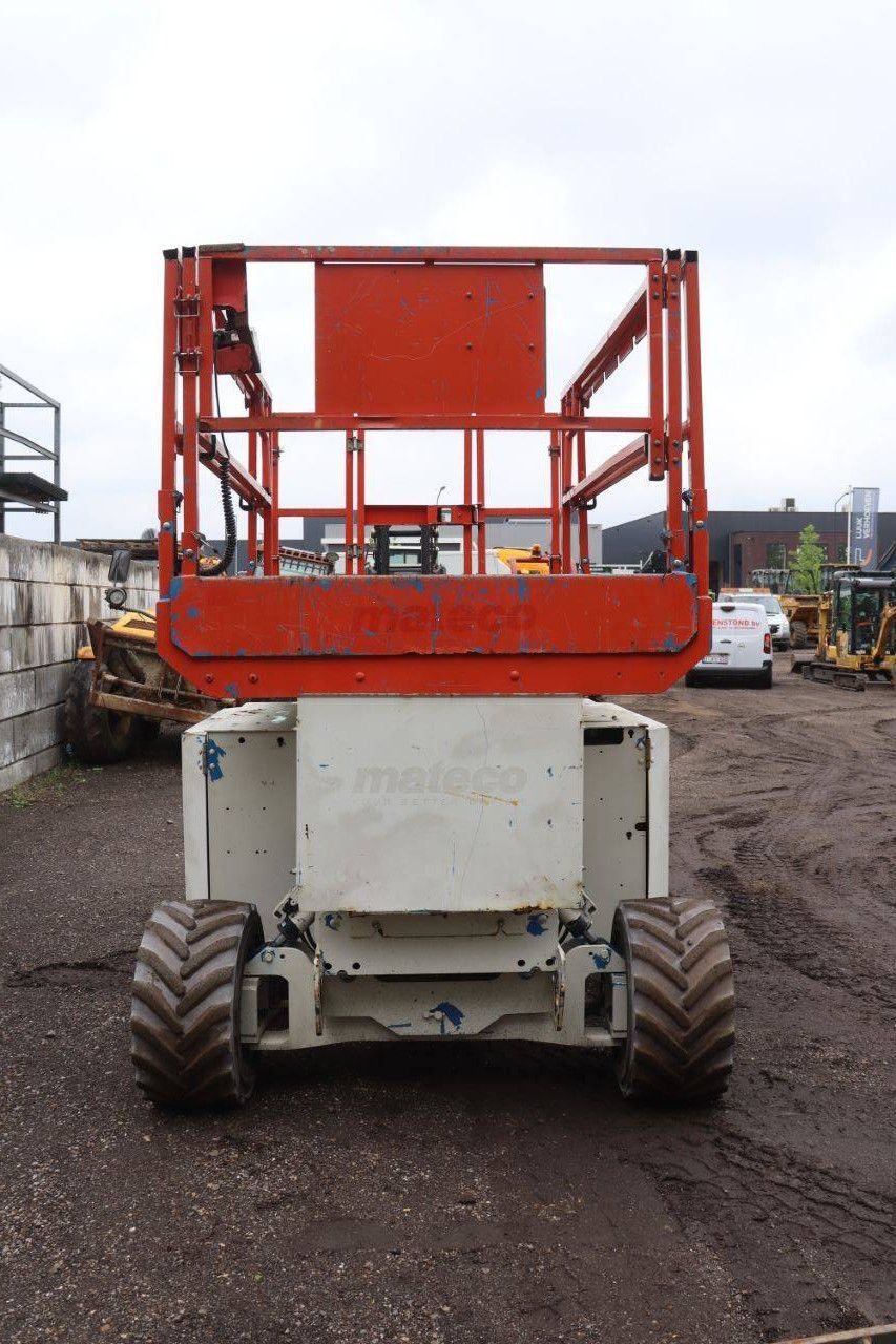 Scissor lift Genie GS2669 DC Electric 9.70m 2013