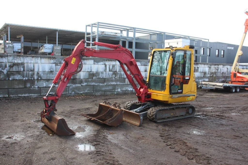 Crawler excavator Takeuchi TB235 Diesel 22kW 2014