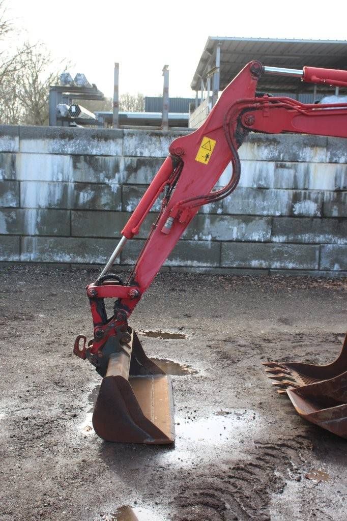 Crawler excavator Takeuchi TB235 Diesel 22kW 2014