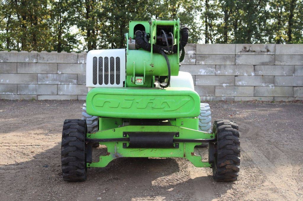 Knikarmhoogwerker Nifty HR21DE Elektrisch+Diesel 13m 2010