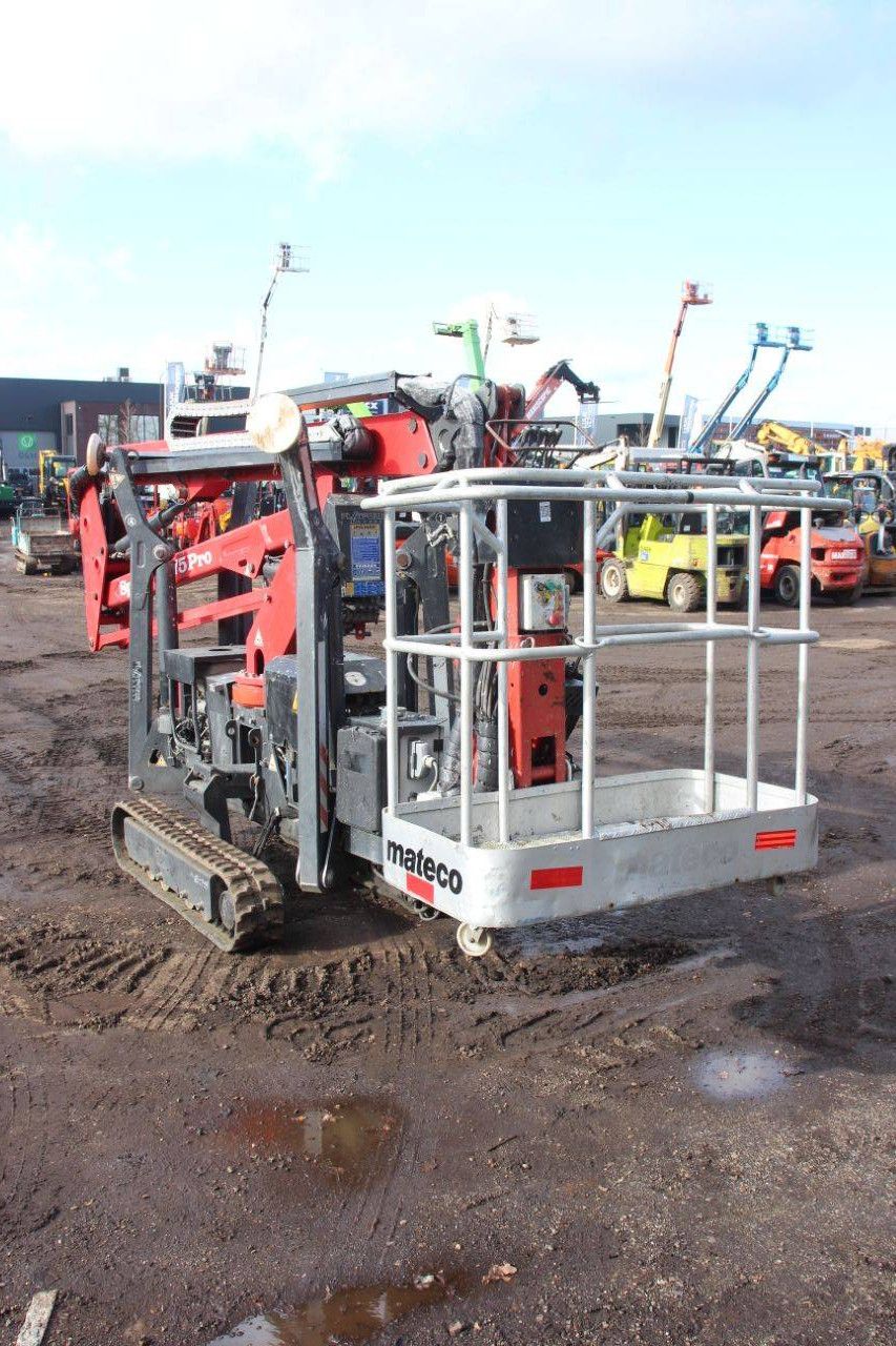 Spinhoogwerker Platform Basket Spider 15.75 Pro Benzine 15m 2014