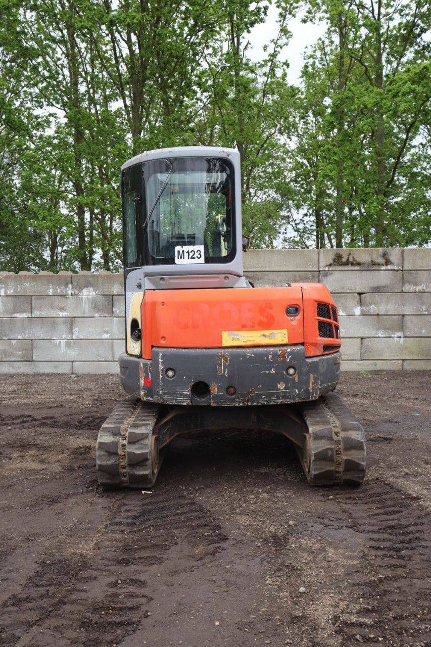 Rupsgraafmachine New Holland E50B SR Diesel 2011
