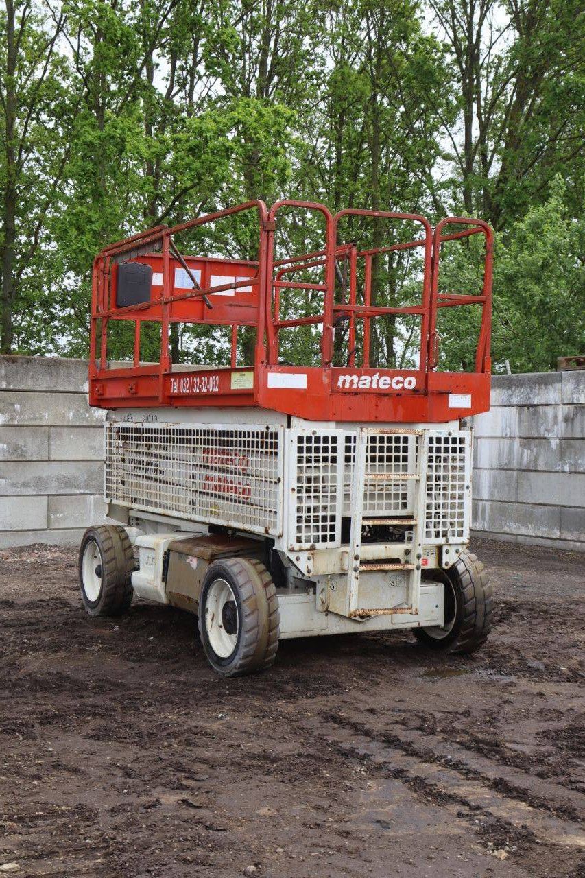 Scissor lift JLG 3369LS Diesel 12m 2008