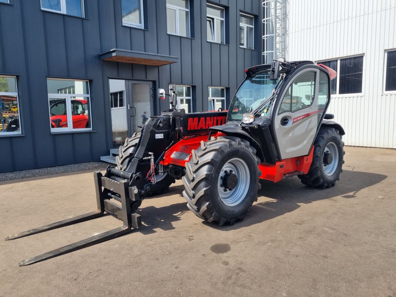 Manitou MLT741 for sale