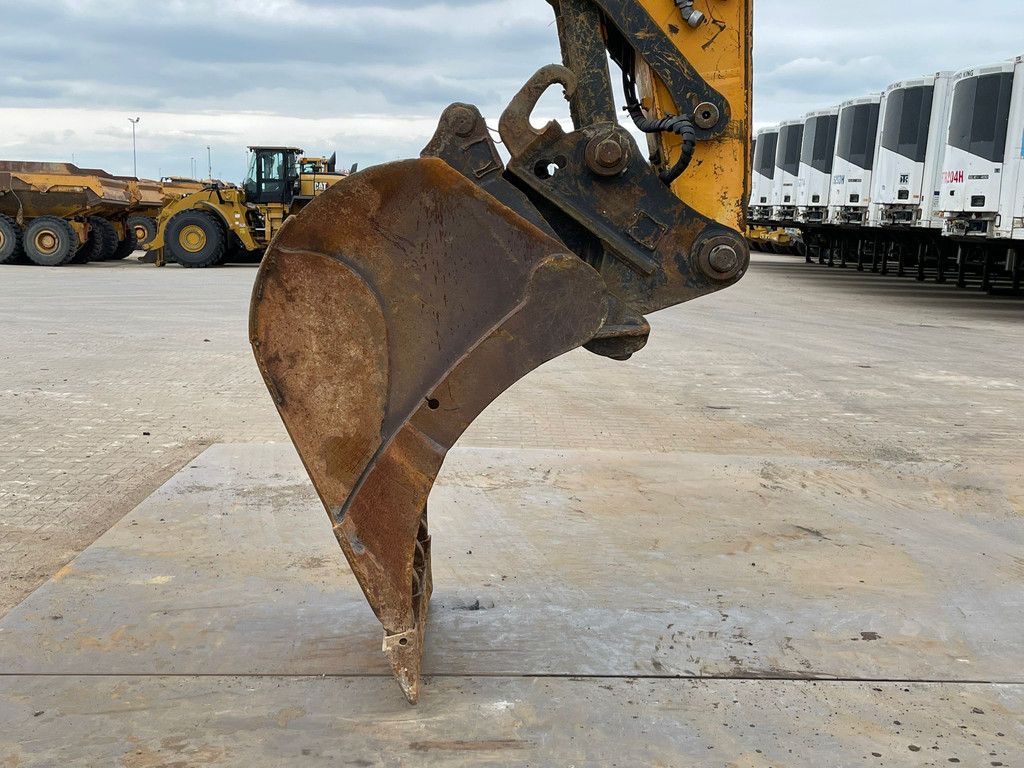 Hyundai R210LC-7A