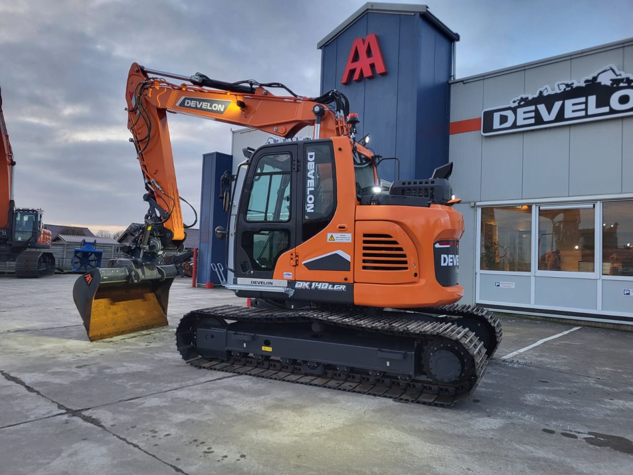 Develon DX140LCR-7