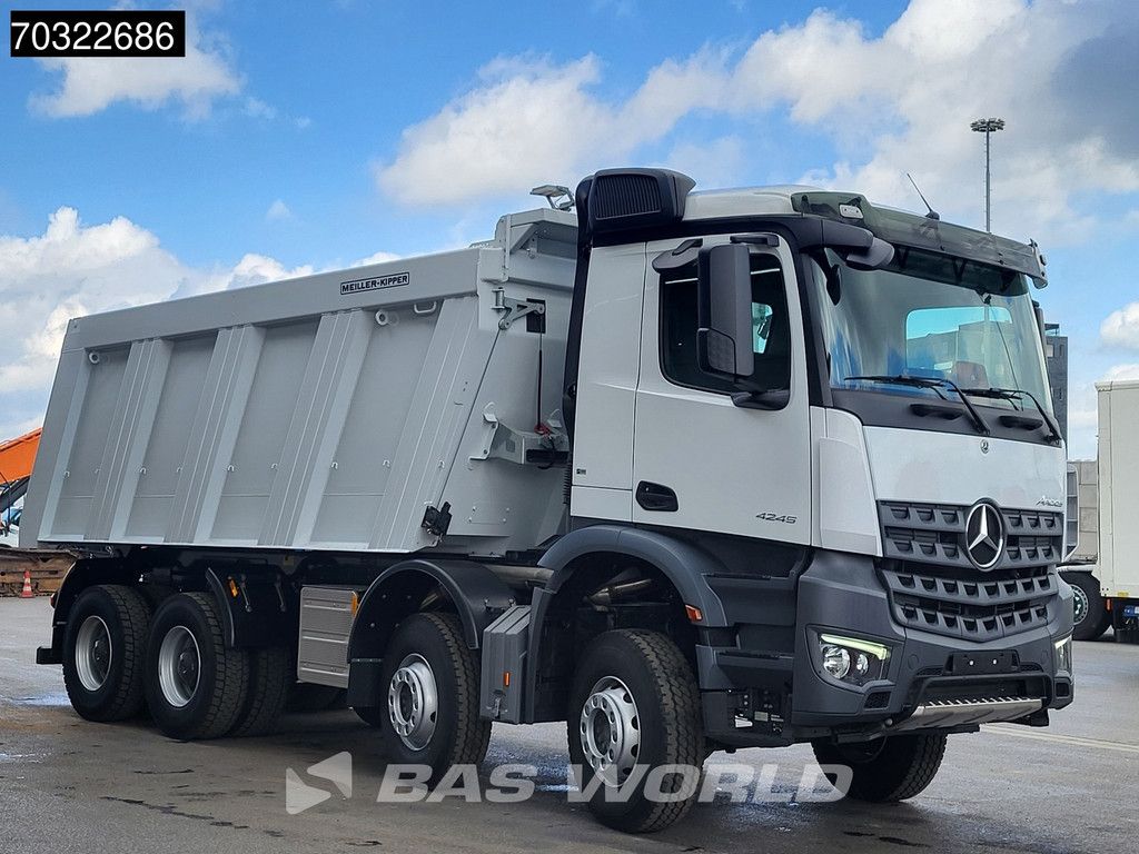 Mercedes Arocs 4245 8X4
