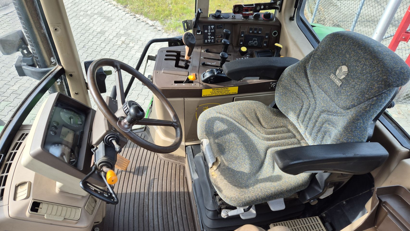 JOHN DEERE 6910 PQ+ met kruip, Airco en TLS