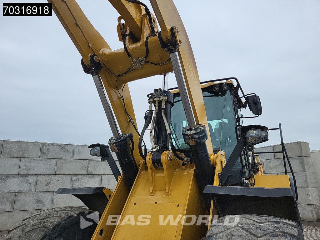 Caterpillar 966 M