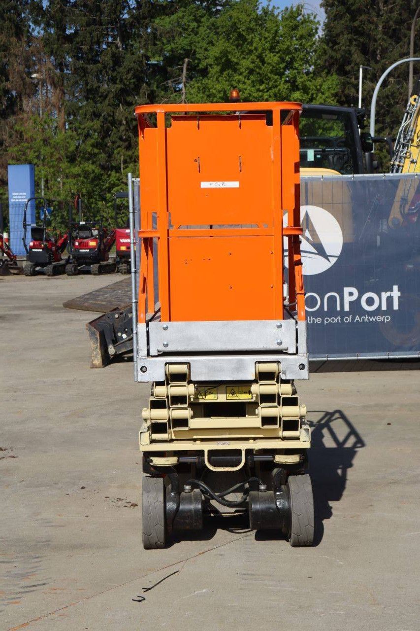 Schaarlift JLG 1930ES Elektrisch 7.72m 2004