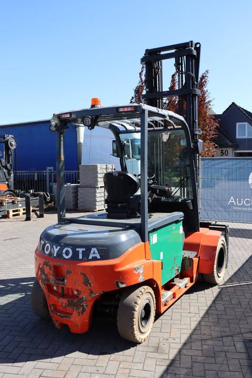 Toyota 8FBMT50 Elektrogabelstapler 5000 kg 5,5 m 2018