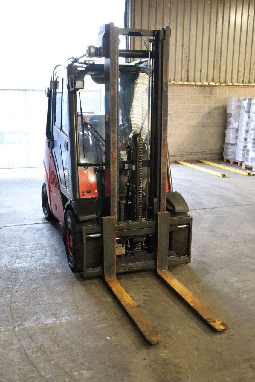 Linde H35T-01 LPG Forklift 3500kg 7.0m 2011